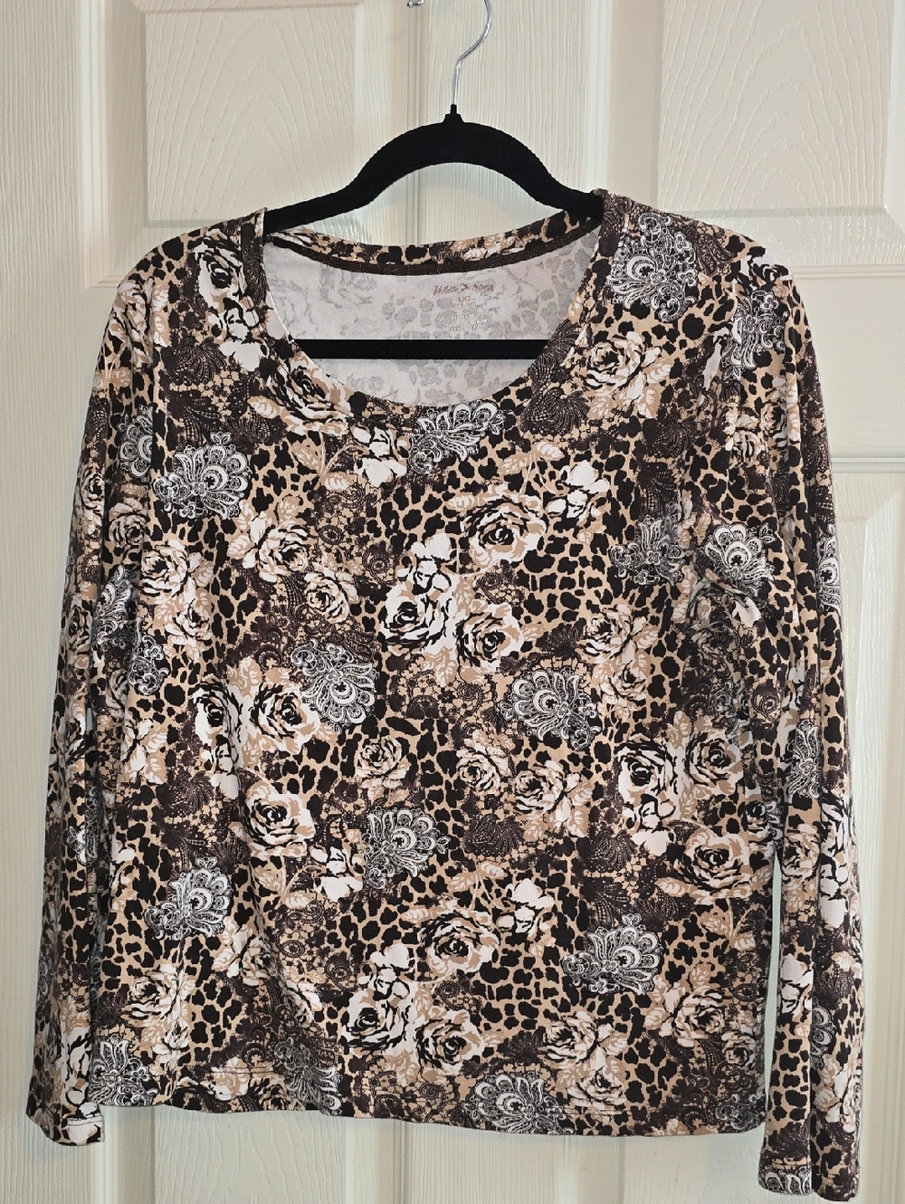 White Stag Floral & Leopard Print Long-Sleeve Top‎ - Beige Brown Black